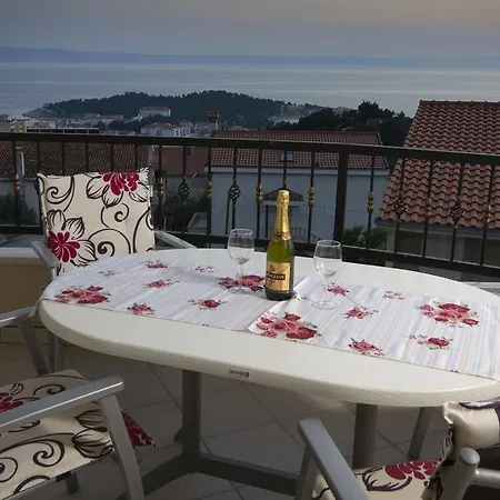Apartment Naja *
