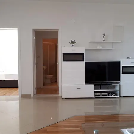 Naja Apartment Makarska